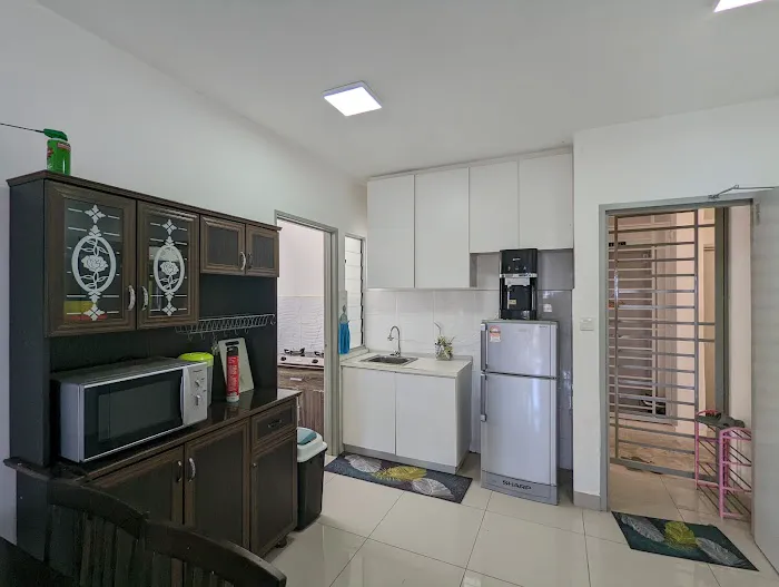 Sentrovue Service Apartment B Picture 2