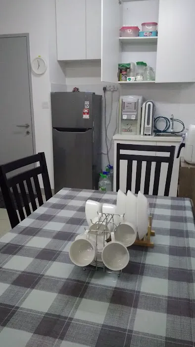 De & Dini Homestay Sentrovue Service Apartment Puncak Alam Picture 9
