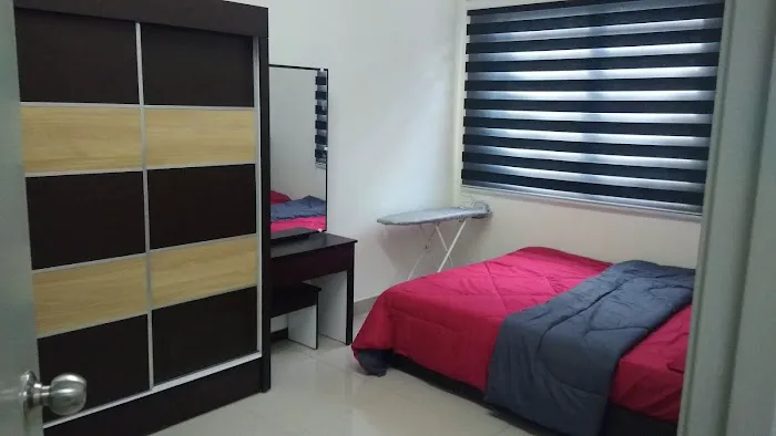 De & Dini Homestay Sentrovue Service Apartment Puncak Alam Picture 5
