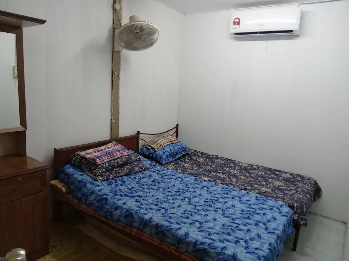 HOMESTAYS HJ MOHD RADZI Picture 4