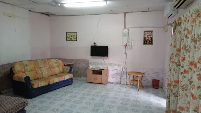 HOMESTAYS HJ MOHD RADZI Picture 2