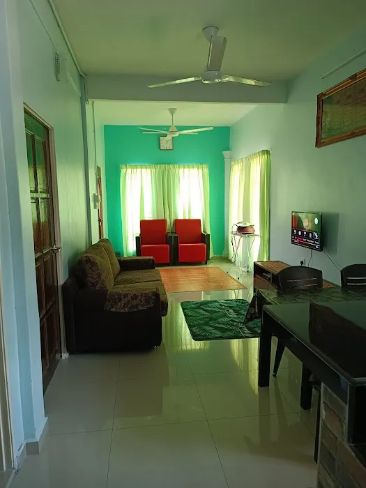 D'Damia Homestay Picture 4
