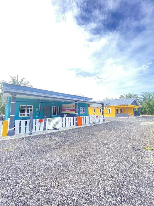 AISY HOMESTAY TANJONG KARANG Picture 4