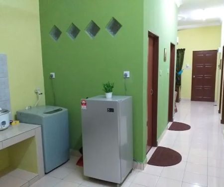 D'Wanis Homestay Tanjung Karang