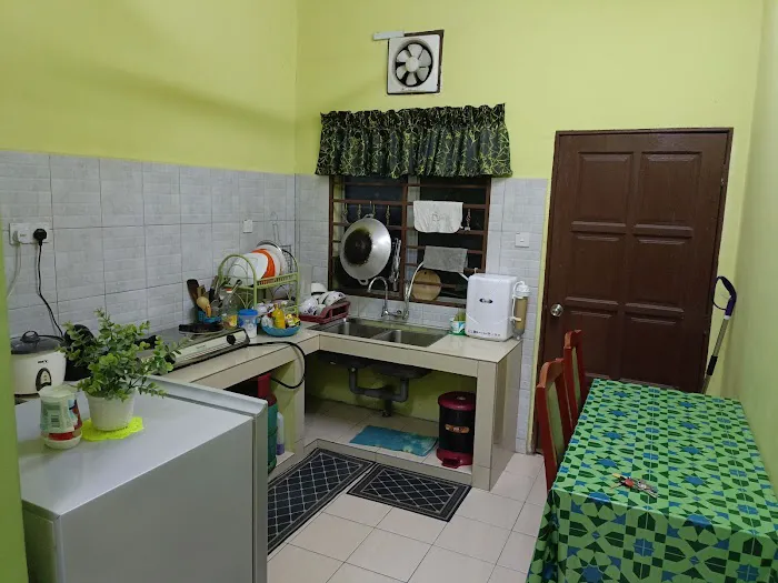 D'Wanis Homestay Tanjung Karang Picture 9