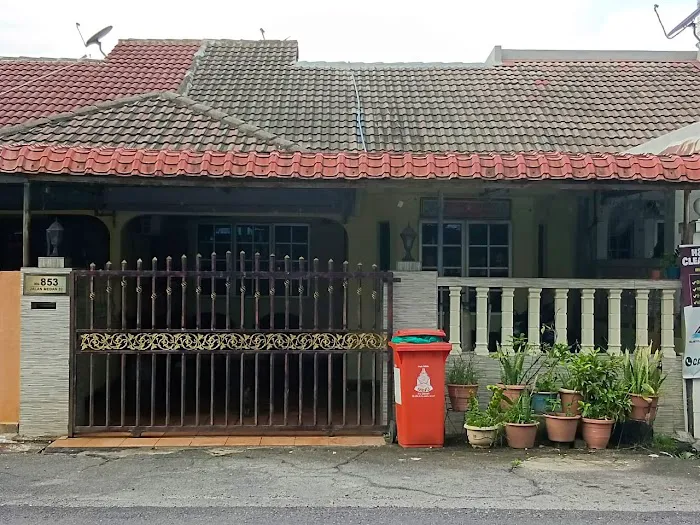 Dinie's Homestay, Petaling Jaya, Selangor Picture 2