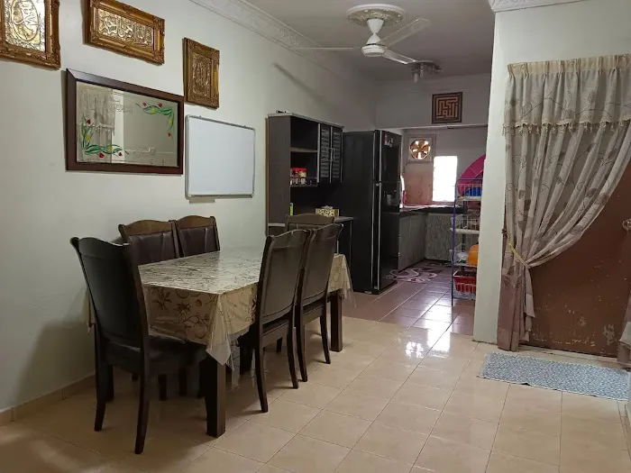 Dinie's Homestay, Petaling Jaya, Selangor Picture 7