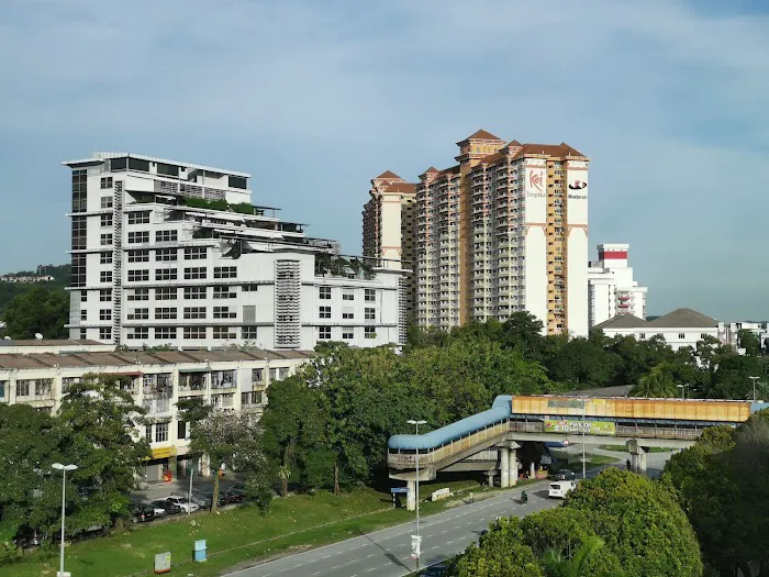 Koi Tropika Condominium Picture 10