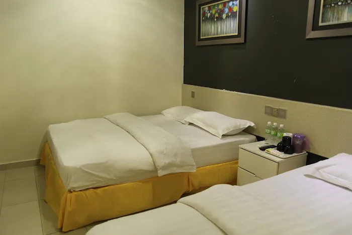Putra One Avenue Hotel Picture 1