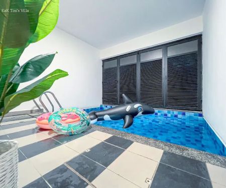Kak Tini's Indoor Pool Villa, Homestay Batu Caves, Selangor, Gombak, Genting, UIA, Kuala Lumpur, Malaysia