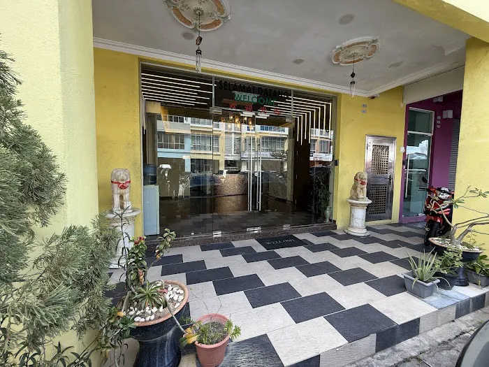 Radiant Heights Hotel Picture 10