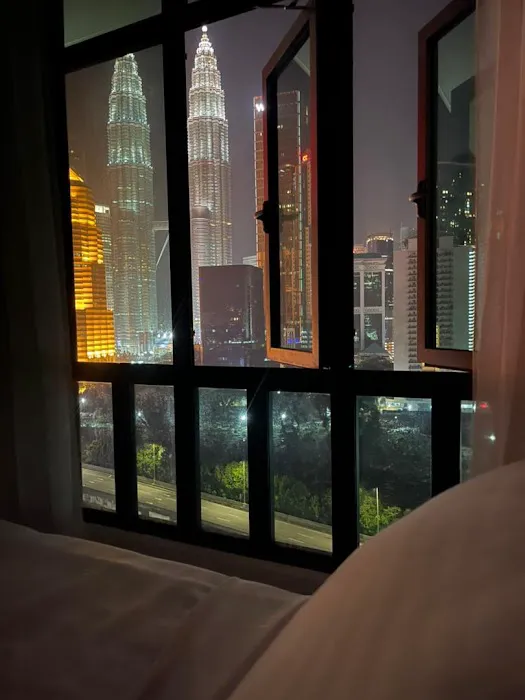 The Place Berkshire @ KLCC vacation home Picture 7