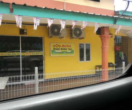 OYO 90676 Homestay Sri Lepar 3