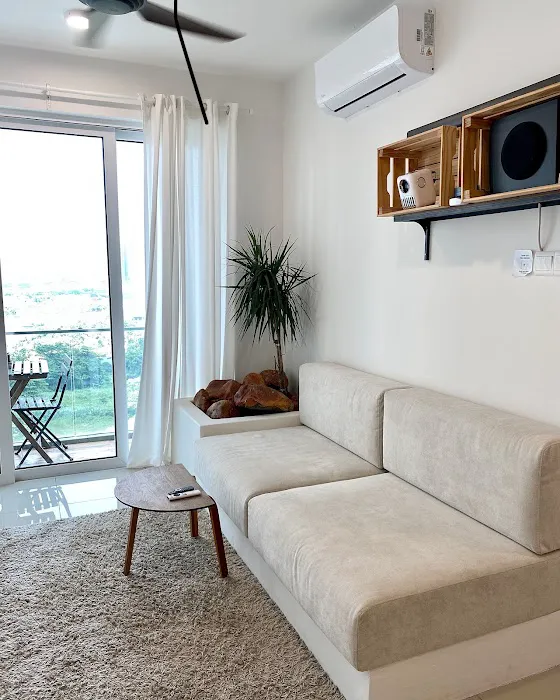 QASH HOME Picture 3