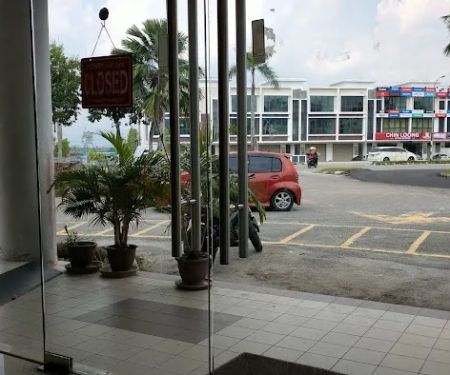 OYO 89966 Green World Hotel @ Seri Putra