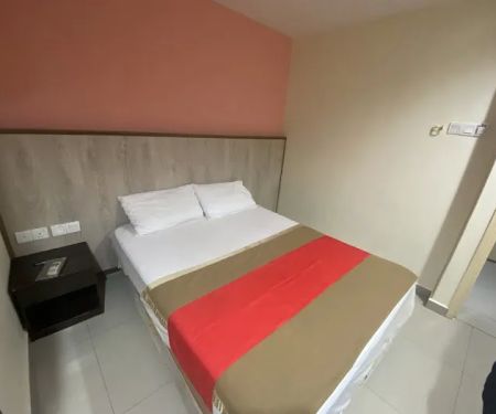Hotel Crystal Villa
