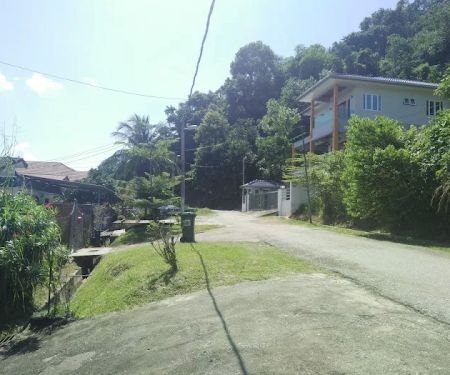 Sitna's Homestay - Simpang Kallang