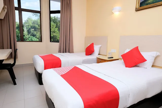Super OYO 635 Seven Days Hotel Picture 5
