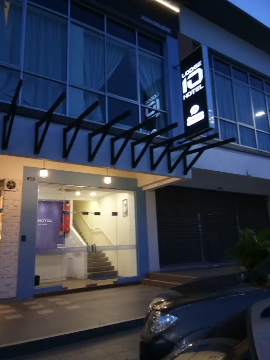 Lodge Ten Hotel Picture 8