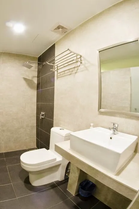 1 Orange Hotel Kuchai Lama Picture 2