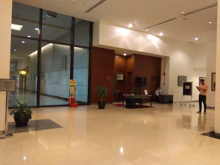 The Suites @ Times Square Picture 6
