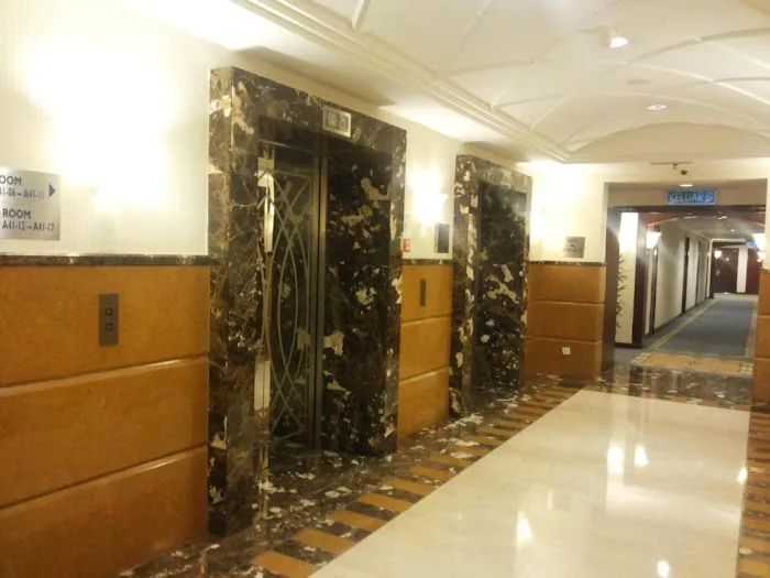LaLa Apartment suite at Time Square Picture 1