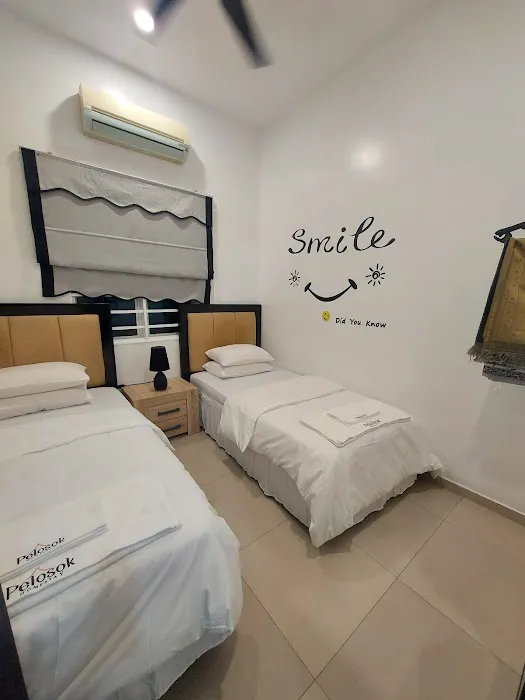 PELOSOK Homestay Picture 8