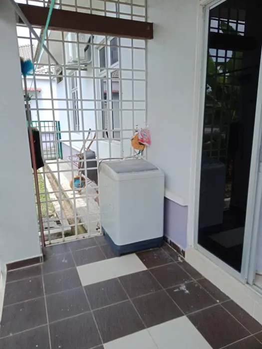 HOMESTAY CEMPAKA JELI Picture 3