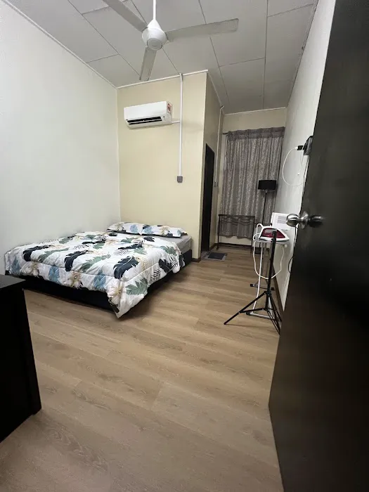 Homestay Senawang ( Si Manja Guesthouse) Picture 8
