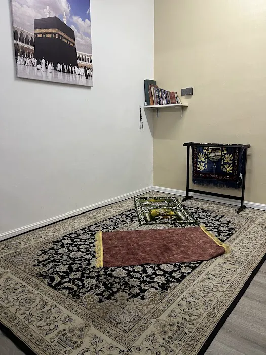 Homestay Senawang ( Si Manja Guesthouse) Picture 7