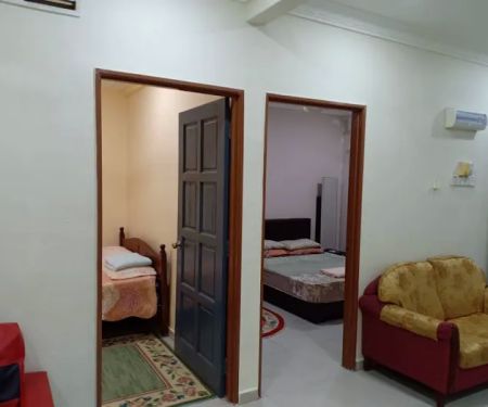 Putri Village Homestay