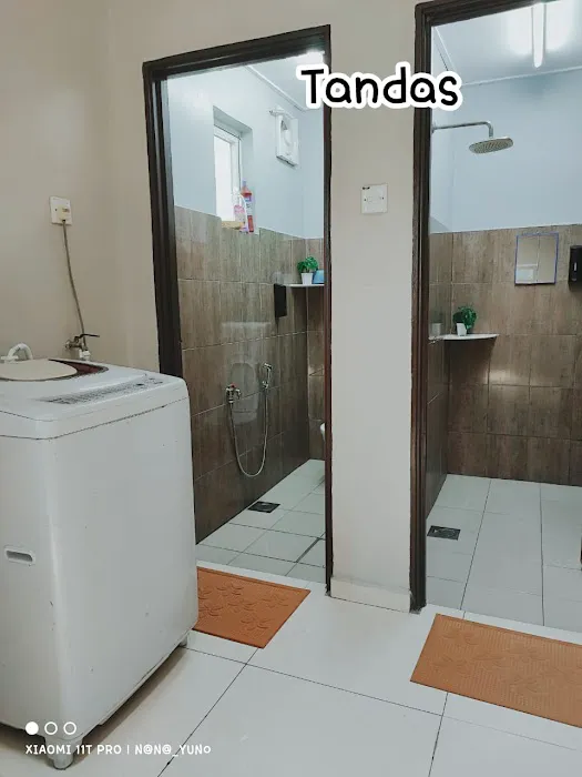 Putri Village Homestays (taman seri pagi 02) Picture 8