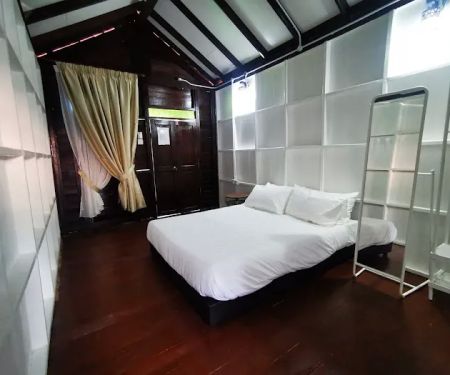 Paradian Chalet