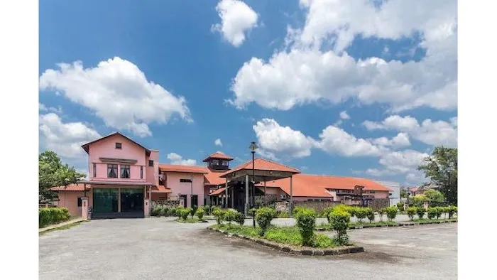 Collection O Ivory Hotel & Resort Picture 5