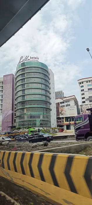 Silka Hotel Parking Zone A Picture 2