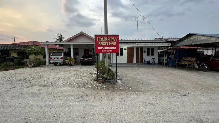 Roomstay Radin Mas Picture 1