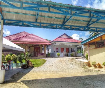 Inap Desa Rahmat Homestay