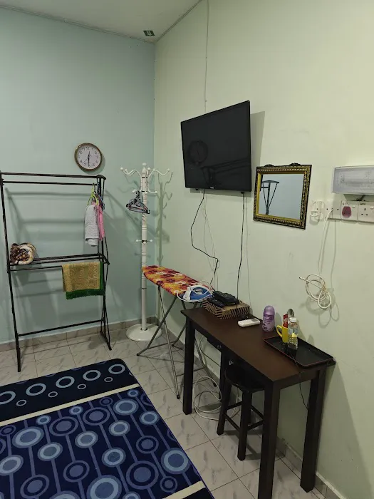 Perwira Homestay Picture 1