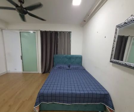 shaznik homestay - plaza azalea-