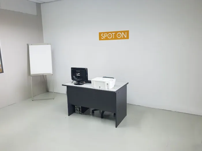 Spot On 89753 Sohotel Picture 1