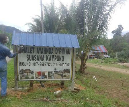 Chalet Ayahanda D'Rimau