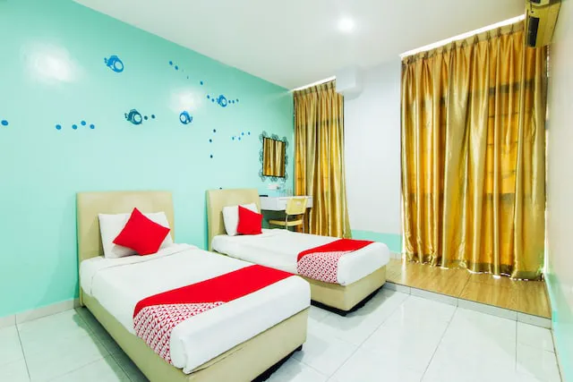 OYO 880 Hotel Purple Town Picture 2