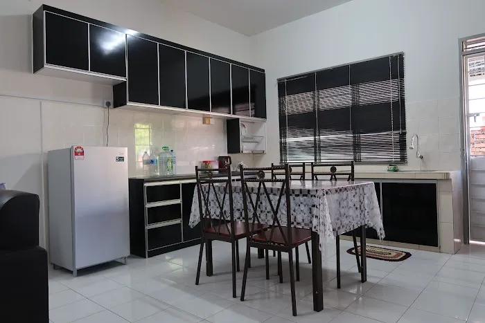 Roslan Homestay Picture 6