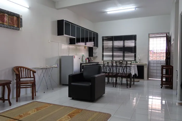 Roslan Homestay Picture 4