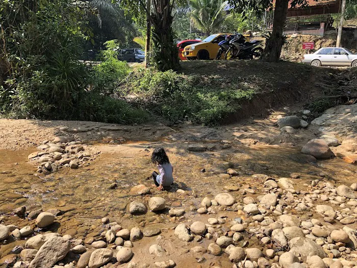 Kem Rekreasi Sungai Gading Picture 10