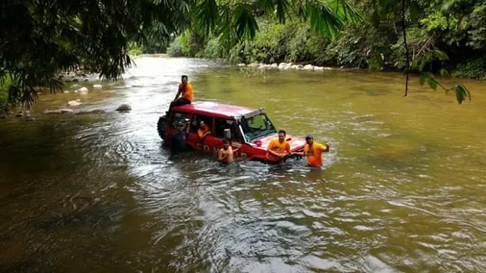 River Crossing Picture 3
