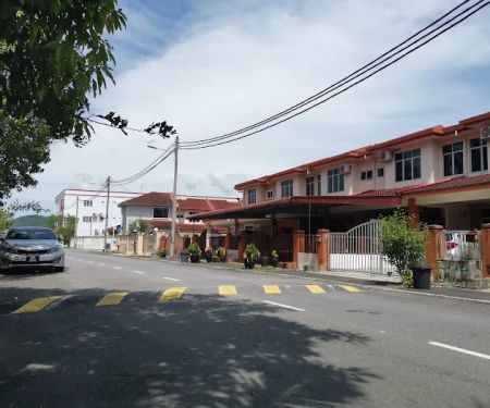 Comfy Homestay Tg Malim