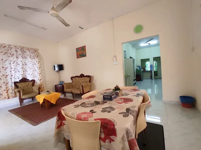 D'Aisha Homestay Picture 9