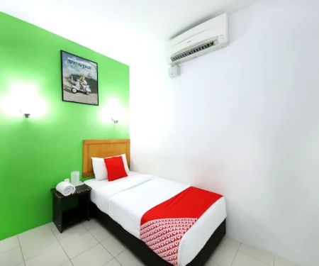 Super OYO 502 Midah Inn Puchong