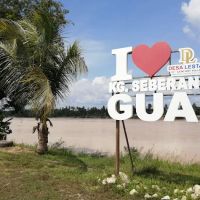 Rumah Rakit D'Sungai ico